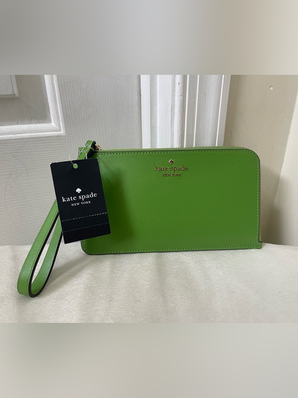 kate spade Bright Green Leather Wristlet Clutch with Wrist Strap
